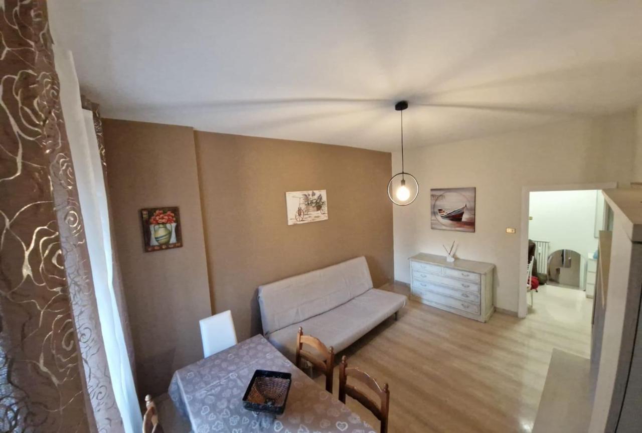 Holiday Home Telese Roma Ngoại thất bức ảnh