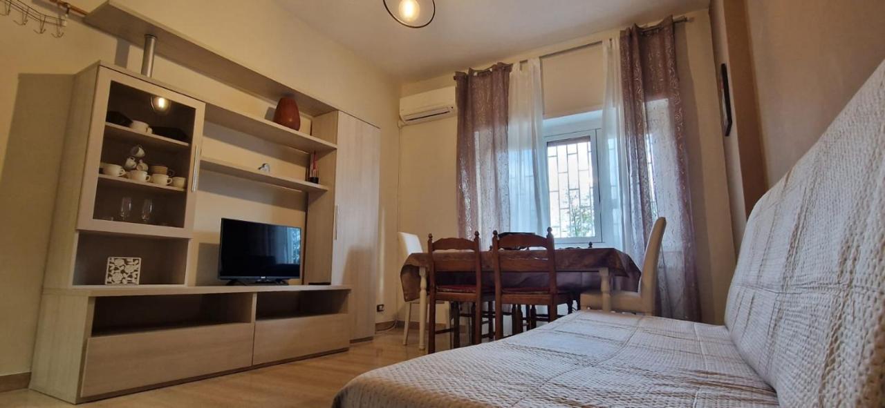 Holiday Home Telese Roma Ngoại thất bức ảnh
